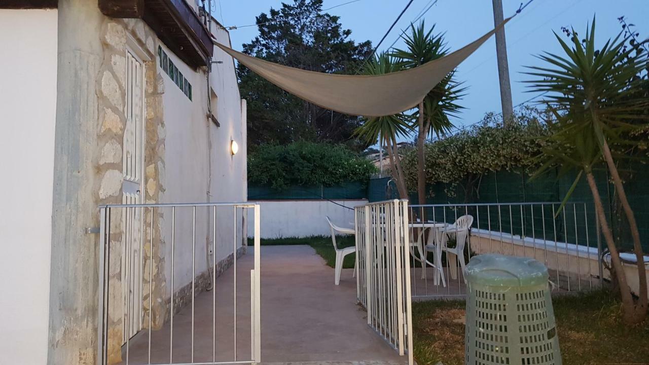 Villa Roby Trappeto  Eksteriør billede